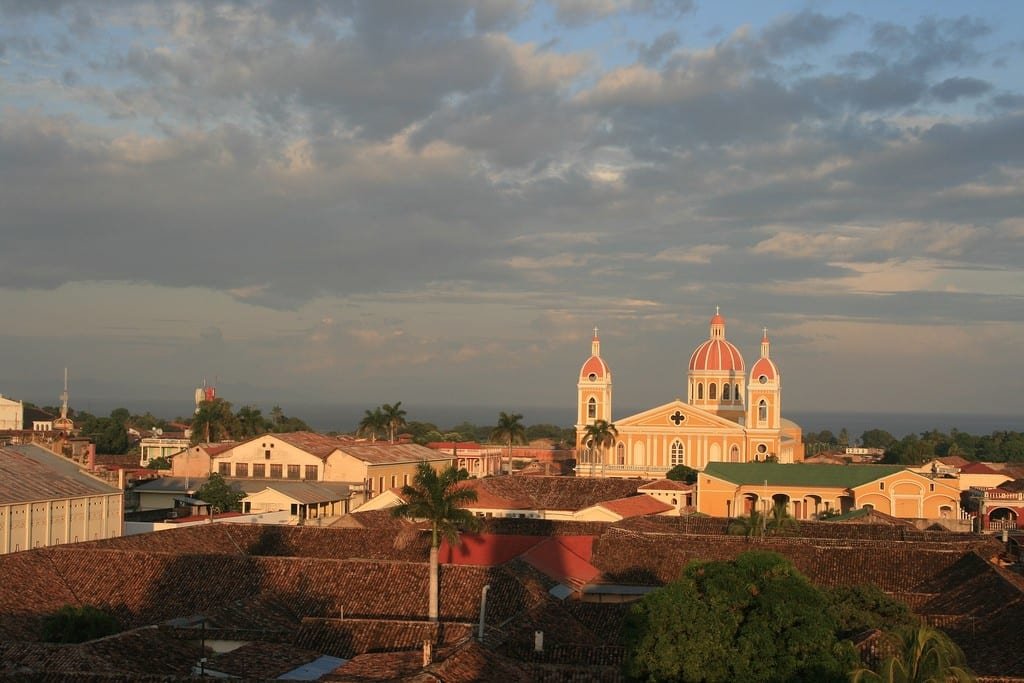 Granada , Nicaragua en.wikipedia.org