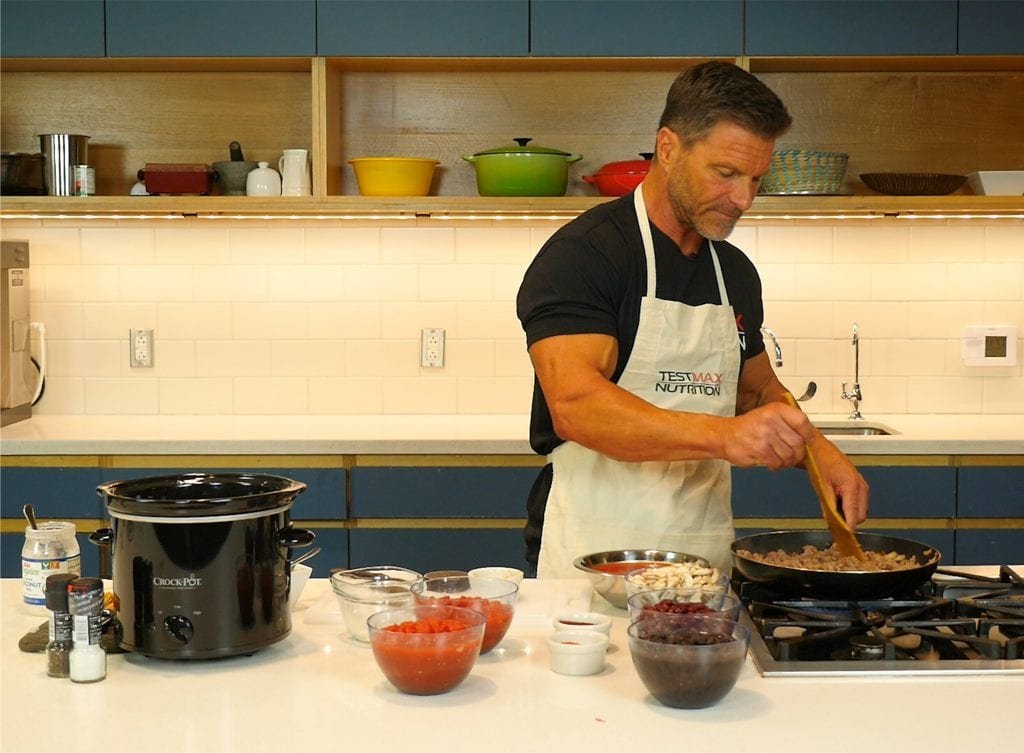 Clark Bartram’s Testosterone-Boosting Chili Recipe - Where and What In ...