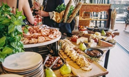 How to Choose the Best Caterer for Parties?