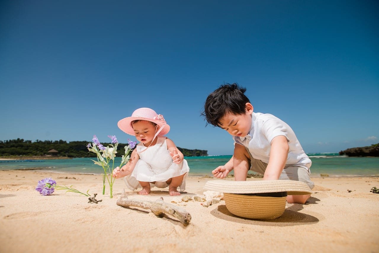 How to Handle Your First Beach Holiday with the Kids