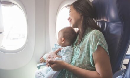 10 Useful Tips for Traveling With an Infant