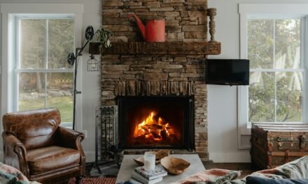 4 Easiest Ways To Stay Warm on Your Winter Trips