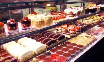 How Sweet-Toothed Travelers Plan Bakery Trails