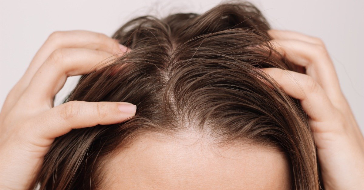 Common Hair Styling Mistakes That Cause Flatness
