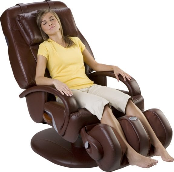 Pros And Cons Massage Therapists Vs Massage Chairs Wwitw